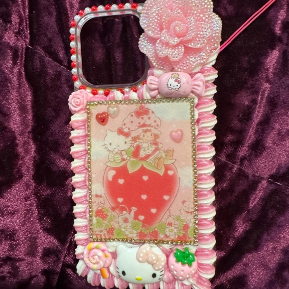 (3) strawberry shortcake phone cases for 14 Pro Max bundle of 3 - Picture 5 of 5